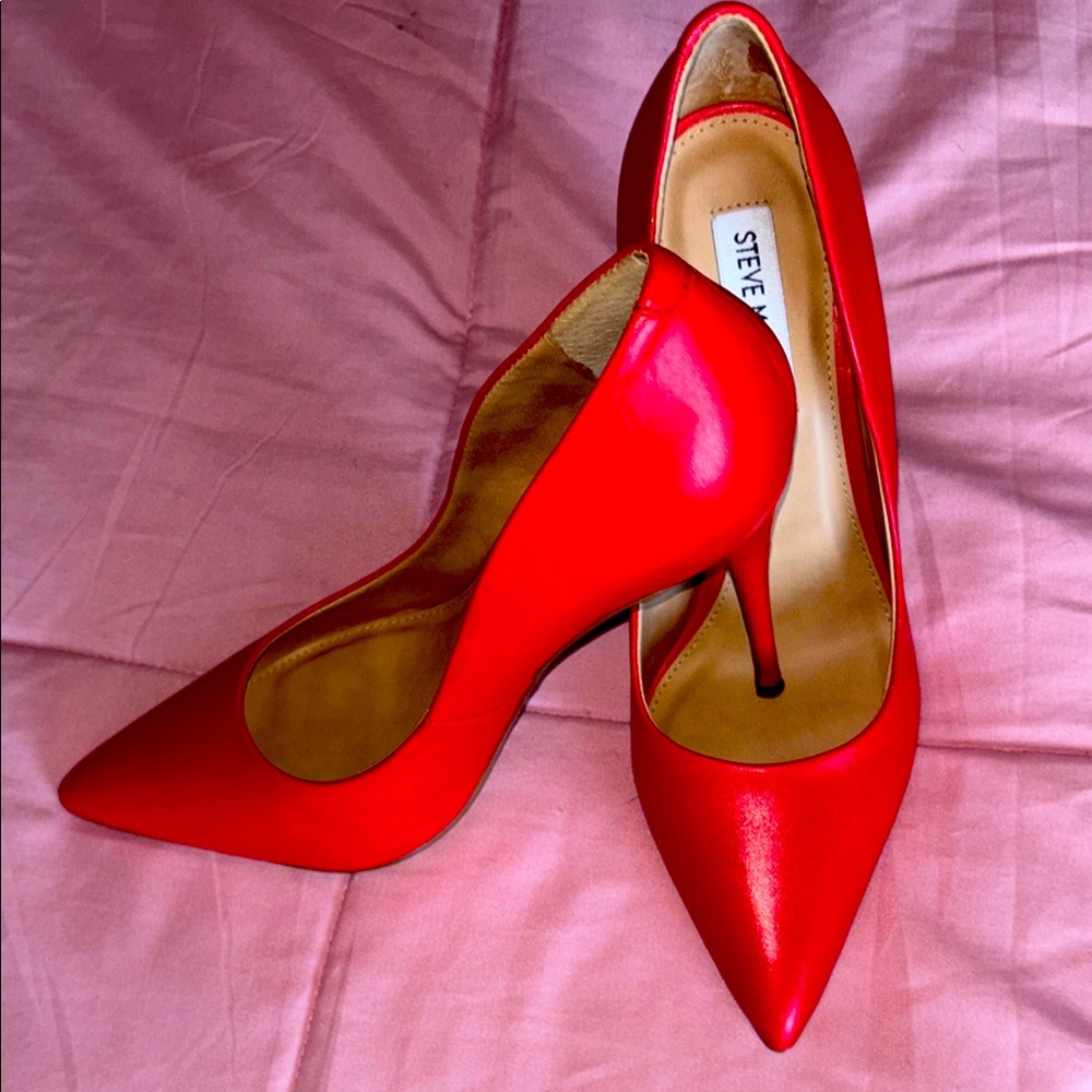 Steve Madden Red Women's Pumps